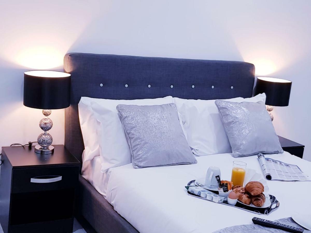 Z Home Apartments Leicester Bagian luar foto