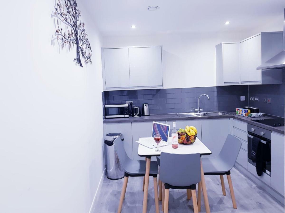 Z Home Apartments Leicester Bagian luar foto