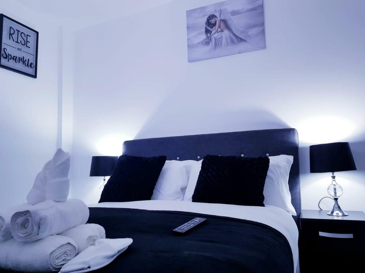 Z Home Apartments Leicester Bagian luar foto
