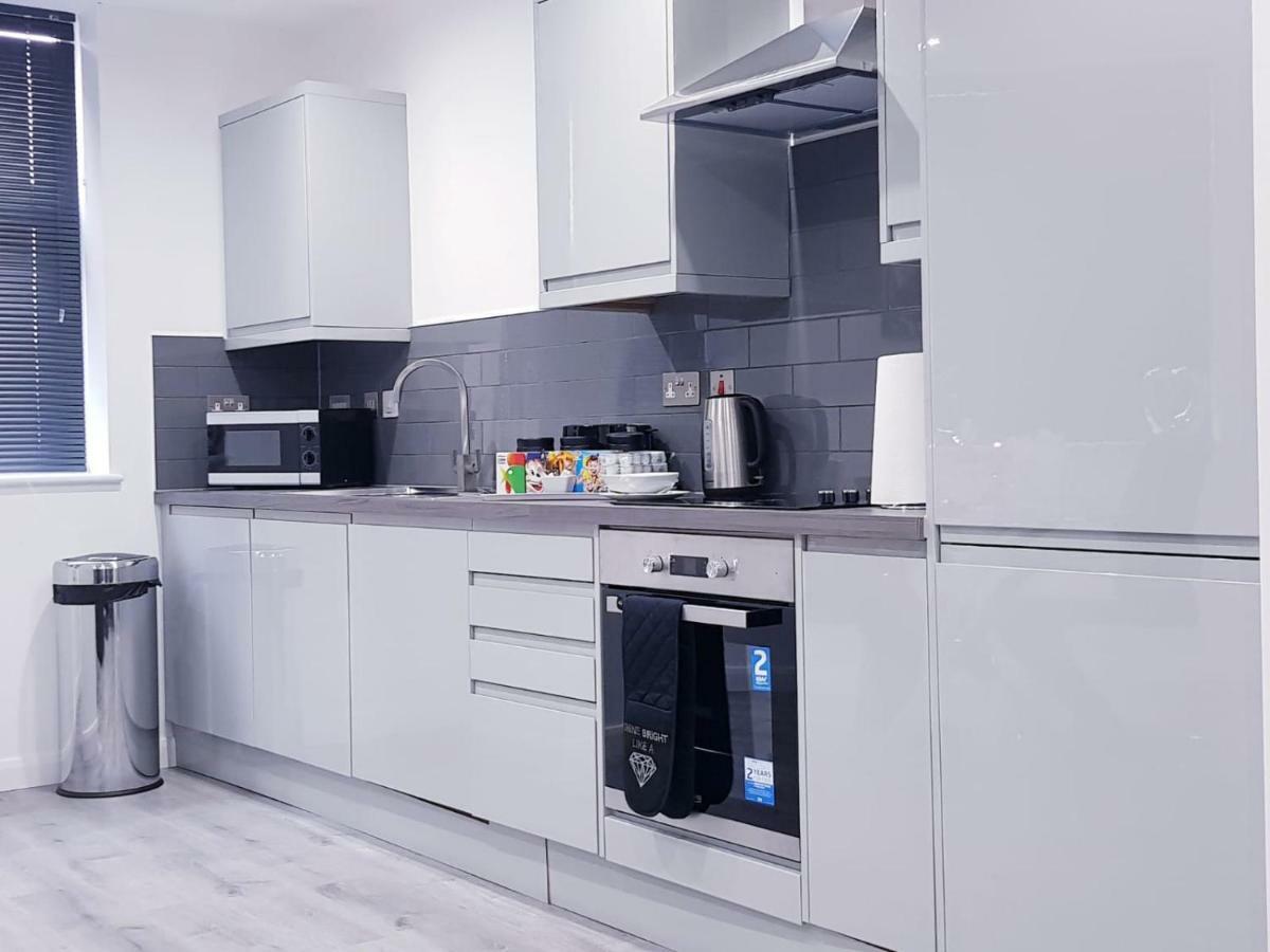 Z Home Apartments Leicester Bagian luar foto