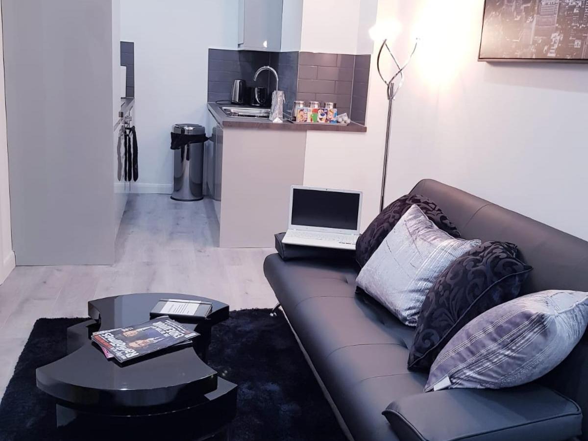Z Home Apartments Leicester Bagian luar foto